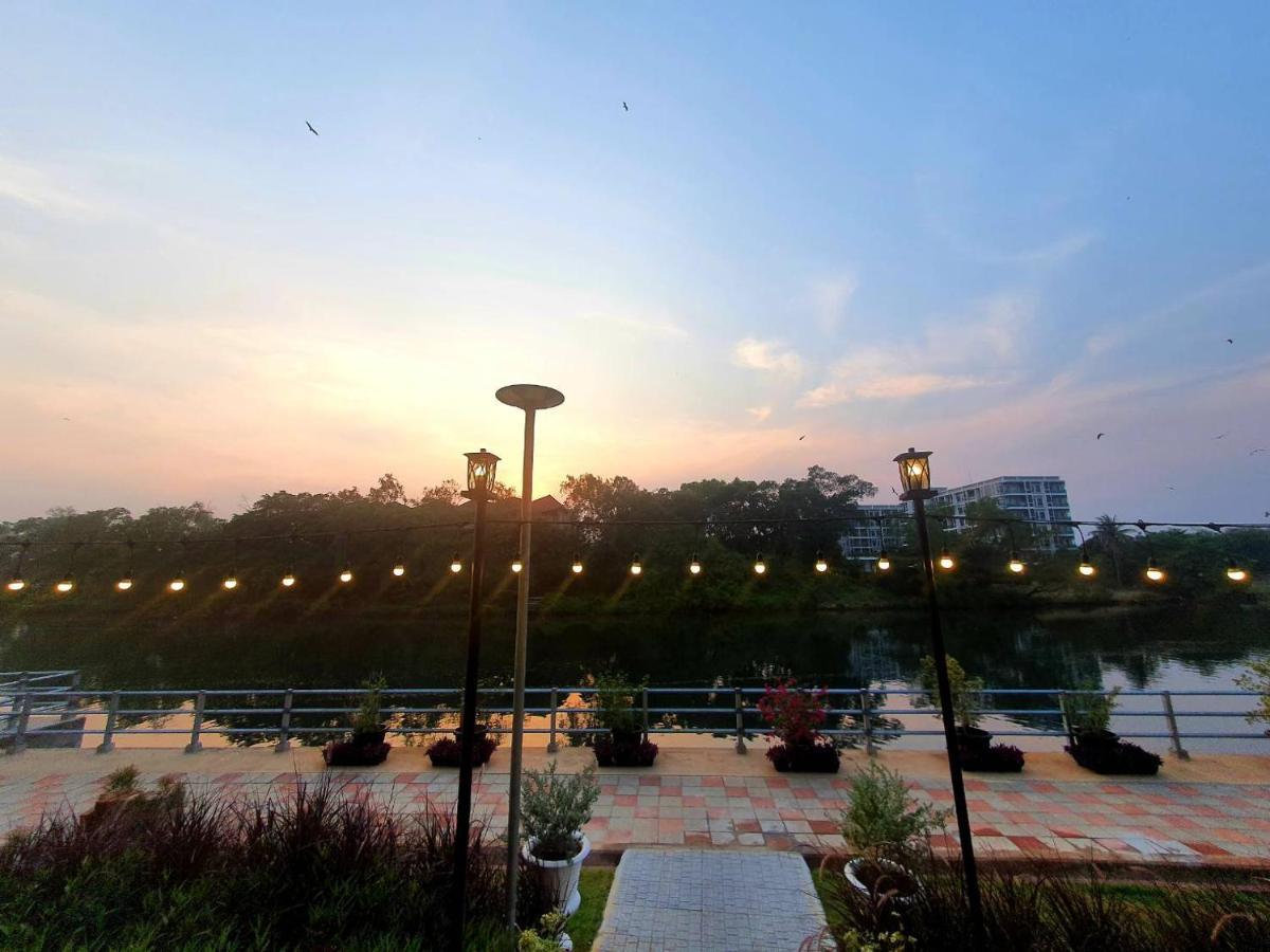 Usabai Riverside Boutique Hotel Chanthaburi Exterior photo